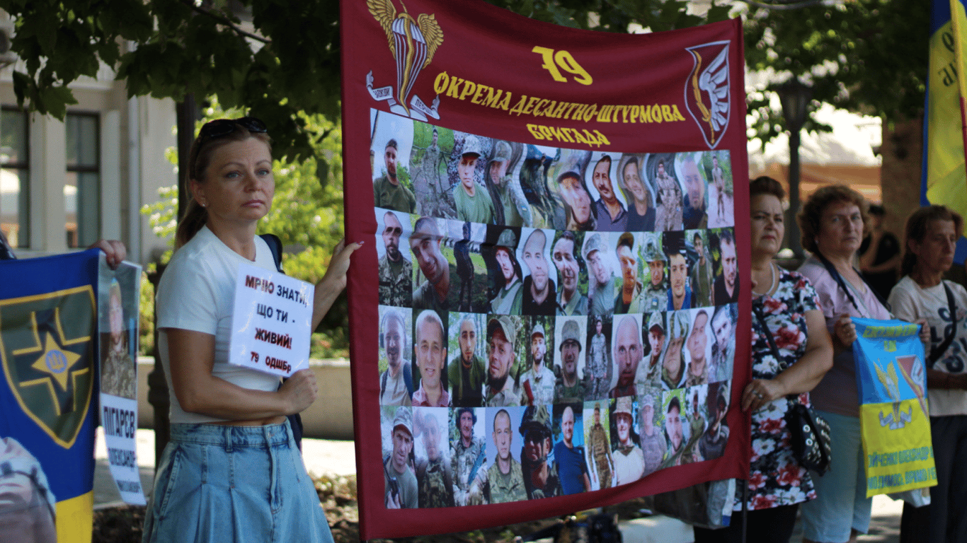 В Одесі нагадали про полонених — фоторепортаж з акції - фото 5