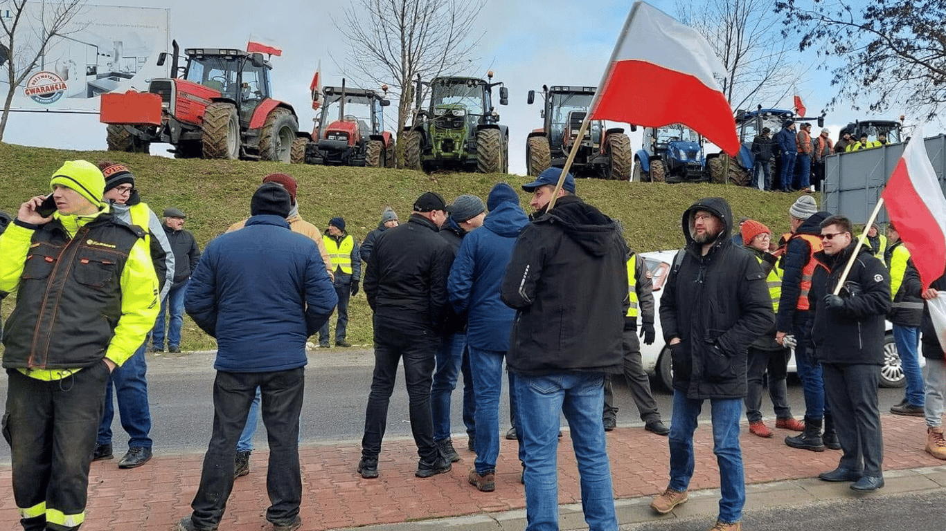Польські фермери оголосили про нову акцію протесту проти імпорту зерна з України
