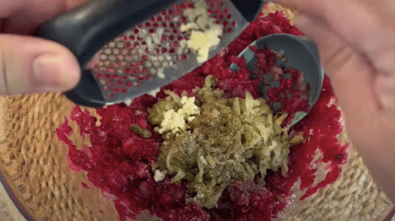 рецепт салата з буряком та огірками