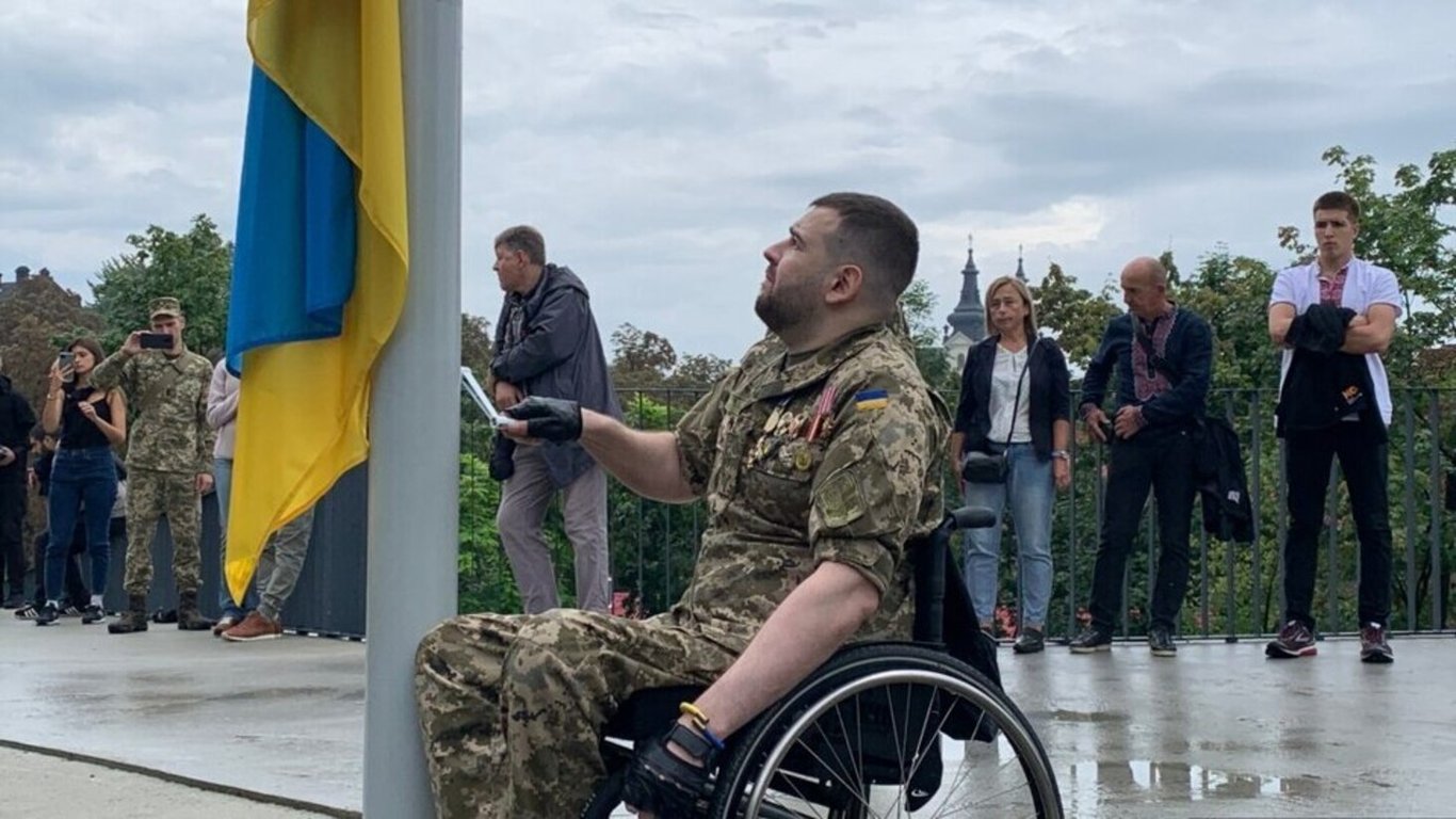 Выплаты бойцам с инвалидностью: какую помощь могут получить защитники Украины