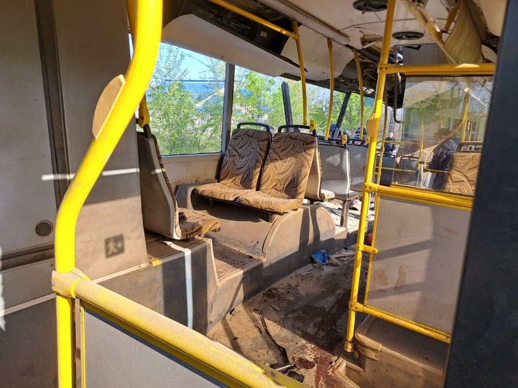 Атака БпЛА по автобусу