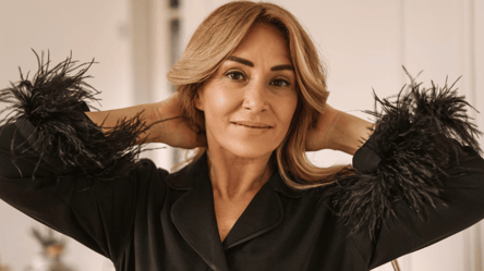 The best ways to make fine hair look thicker after 40 - 285x160