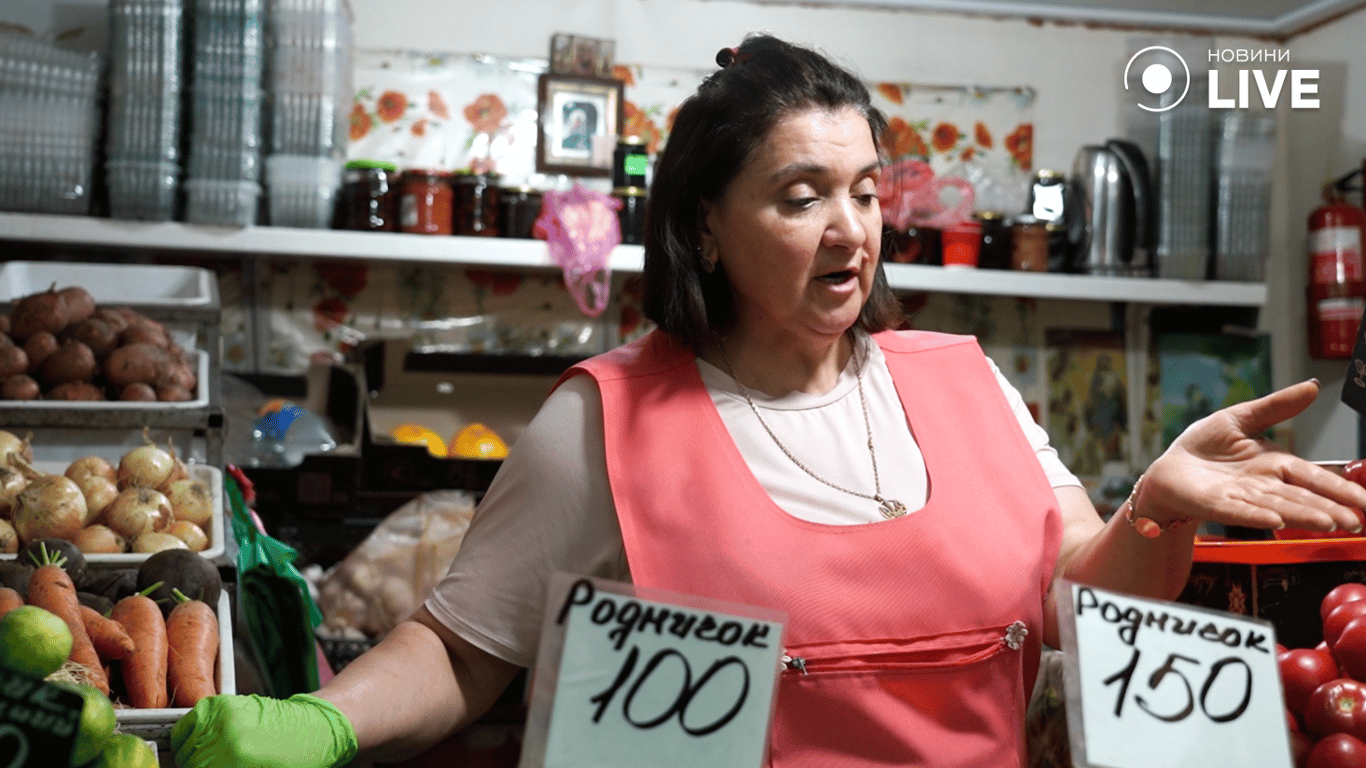 Продавчиня світлана про ціну зелені 