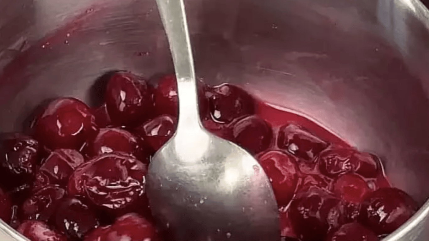 рецепт пирога з вишнями