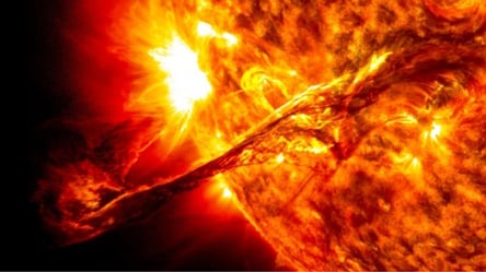 На Солнце зафиксировали извержение такой силы, что в Америке отключилась радиосвязь - 285x160