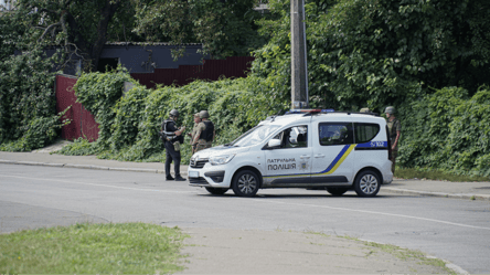 Чоловік підірвав гранату на Одещині: постраждали двоє правоохоронців - 285x160