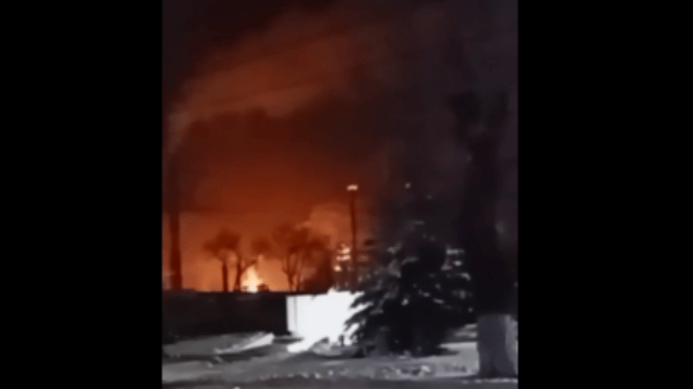 Ukraine's General Staff confirms damage to oil refinery in Saratov region of Russia