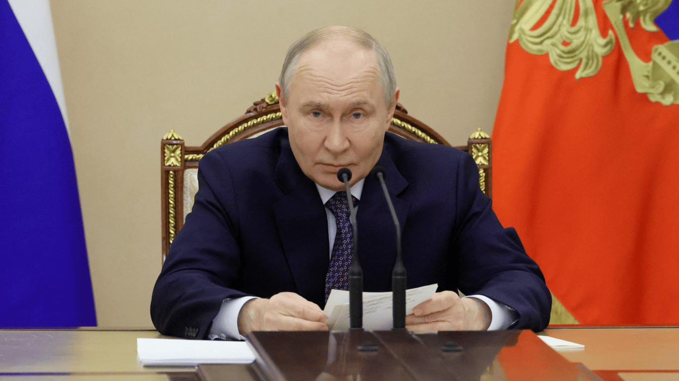 Путін уперше відреагував на удари по НПЗ у Туапсе