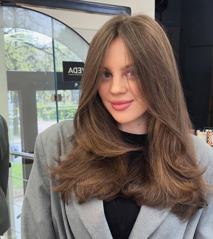 Каскад - універсальна стрижка на усіх