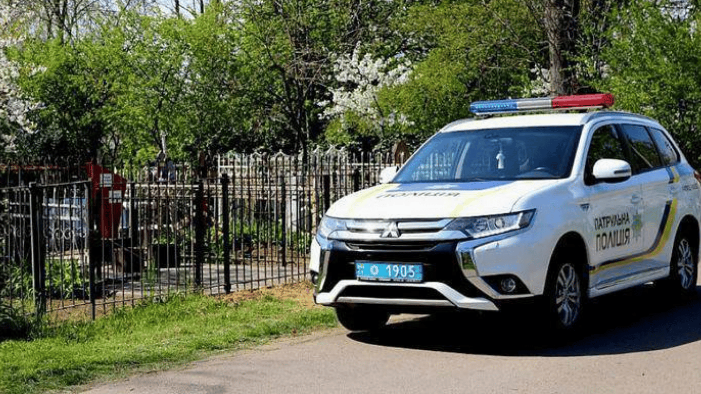 В Одессе ограничили движение транспорта возле кладбищ: как проехать