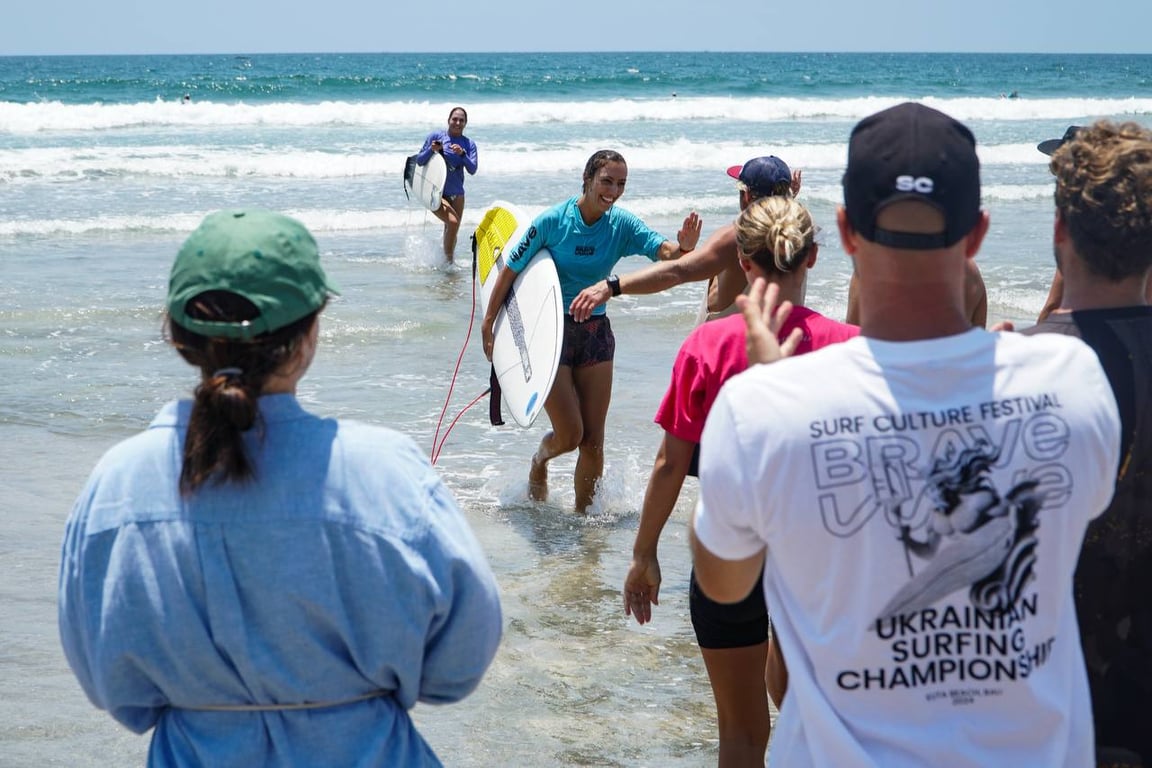 Серфінг на Балі