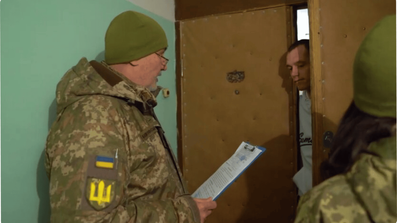 Мобилизация в Украине — имеют ли право работники ТЦК заходить в ваш дом