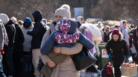 Десятки тысяч украинцев получат дополнительную денежную помощь, — Минсоцполитики - 285x160
