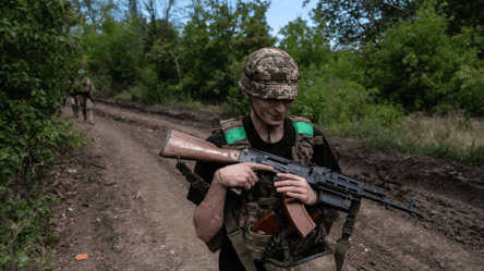 Зброя зникла під час обстрілу: алгоритм дій для військових - 290x160
