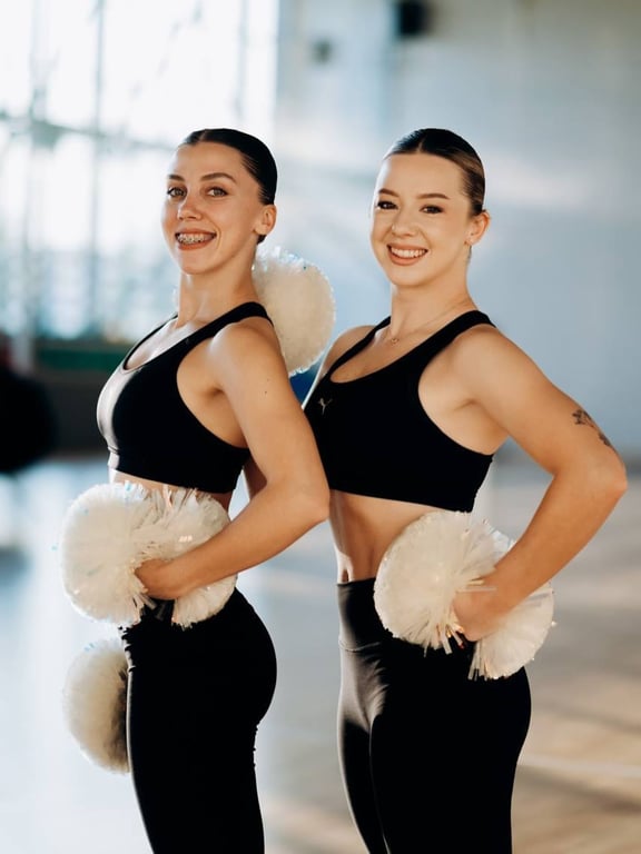 Елизавета Тимофеева и Анастасия-Анна Малошенко