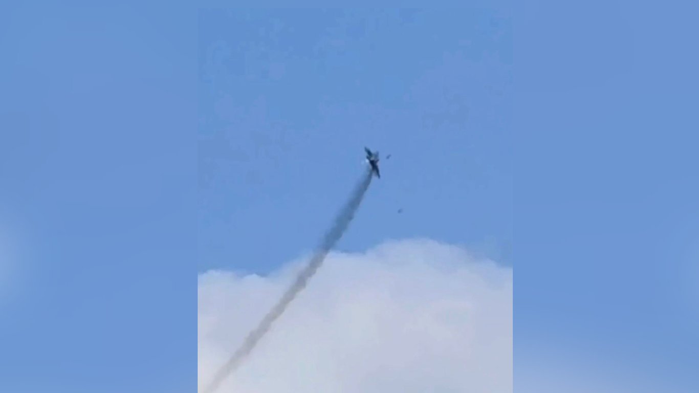 Как МиГ-29 ВСУ атакует позиции РФ — эффектное видео