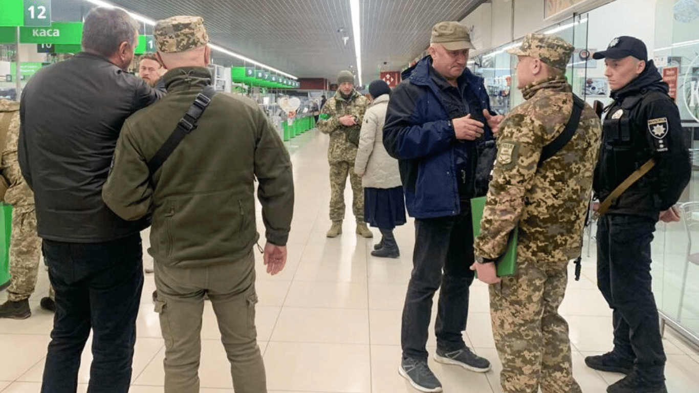 Повестка во время учебы: надо идти в ТЦК