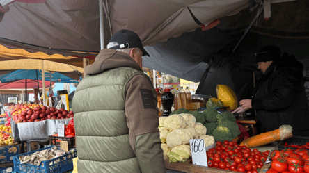 Продукты на рынке Черемушки в Одессе — ассортимент и цены сегодня - 304x171