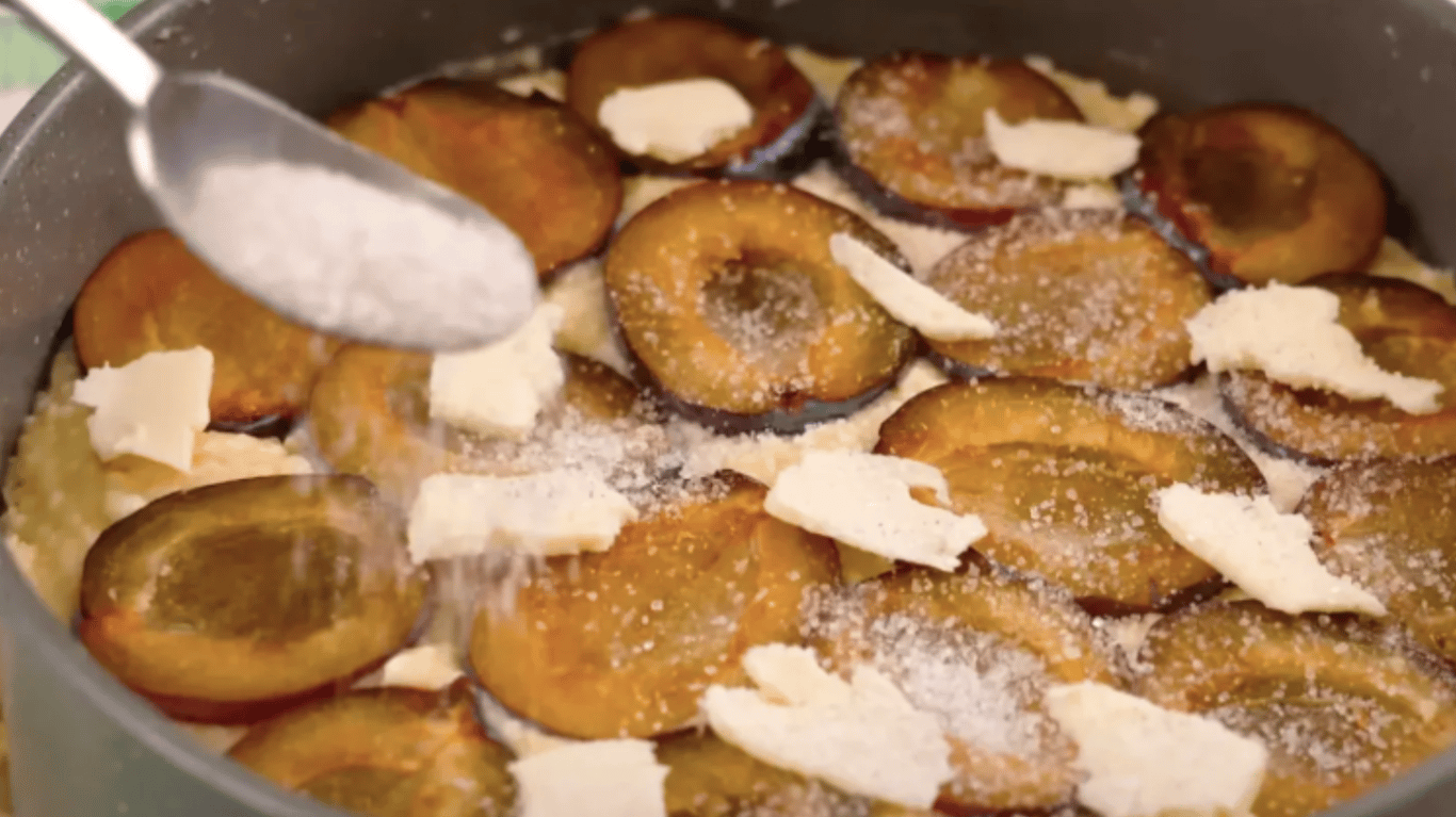 рецепт пирога зі сливами