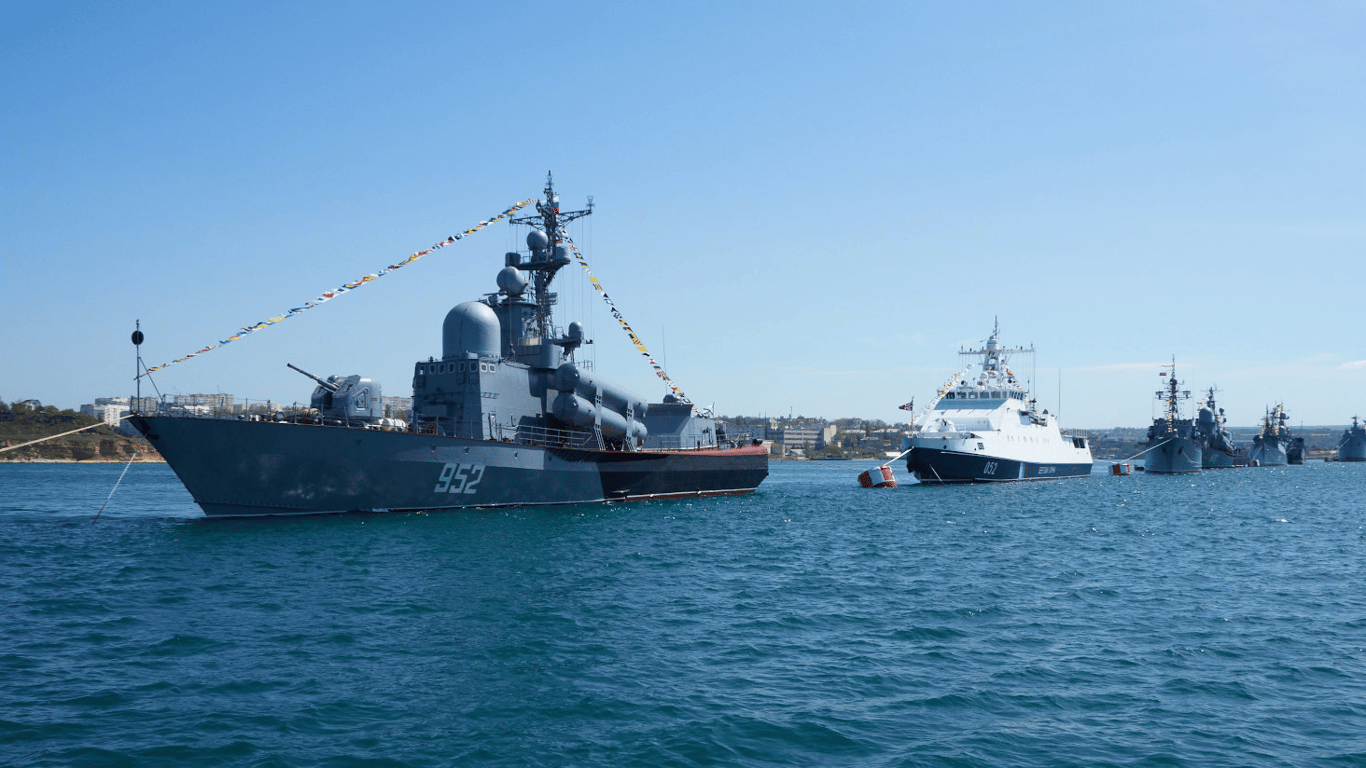 У ВМС розповіли, скільки російських кораблів на чергуванні у Чорному морі