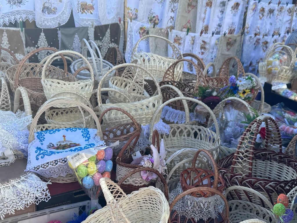 Плетені кошики та пасхальний декор — огляд цін до Великодня у Львові - фото 1