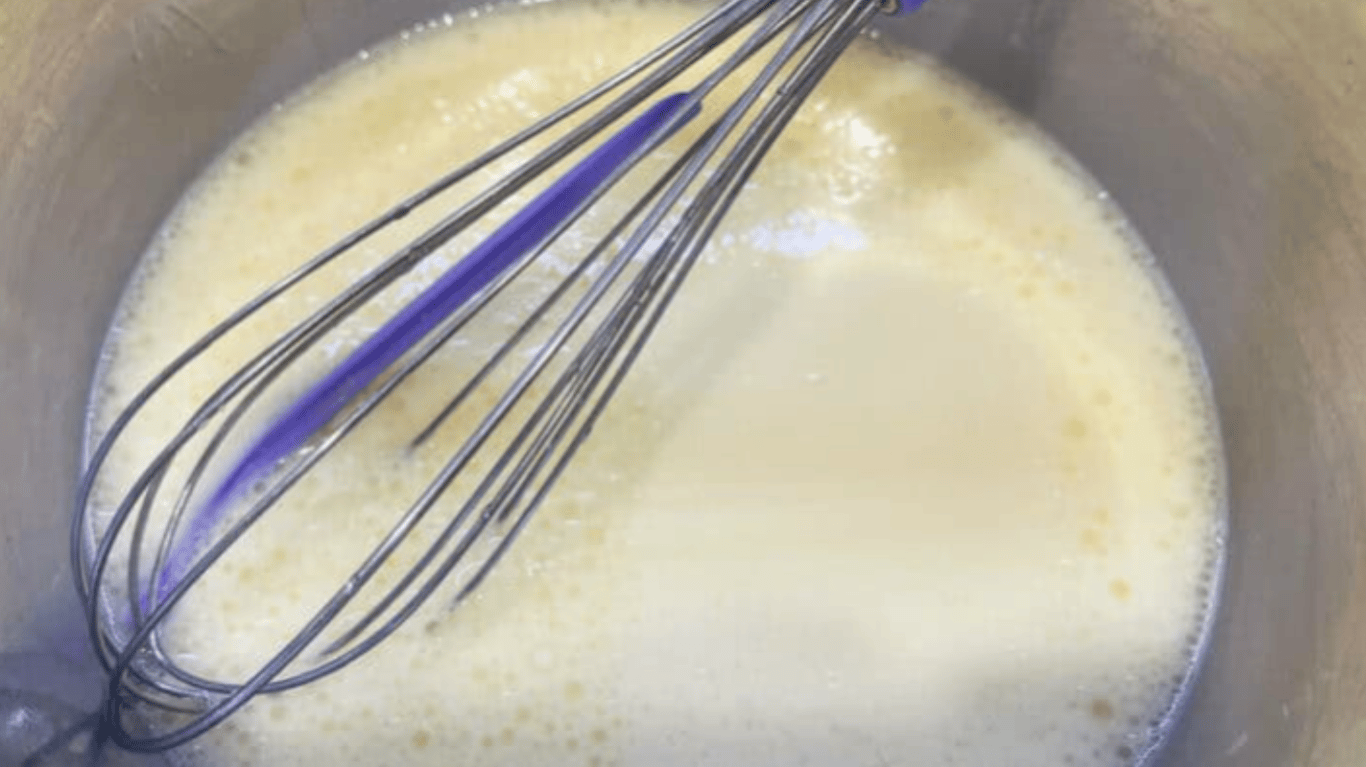 ідеальне тісто для пельменів, вареників і мантів, підходить для заморожування