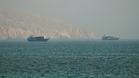 Ормузьку протоку закрили: Іран зробив заяву - 285x160