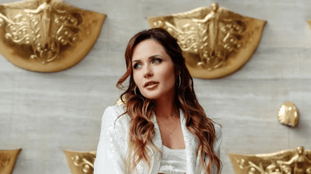 Акторка Наталка Денисенко здивувала незвичним взуттям - 285x160