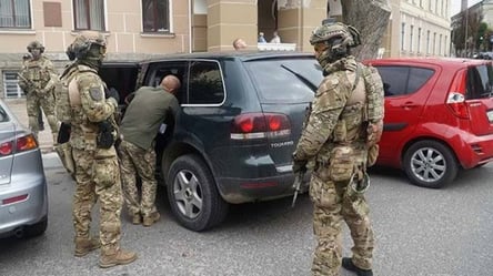 Працівники ТЦК зламали ребра чоловіку: постануть перед судом - 290x166