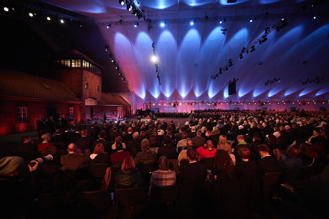 Церемонія пам'яті в Аушвіці