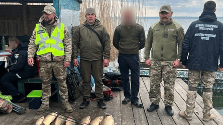 На Одещині браконьєр наловив риби на понад 287 тисяч гривень - 290x166