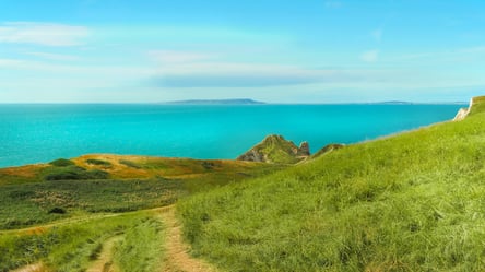 Рай для туристов: в Великобритании открыли самую длинную в мире тропу - 285x160