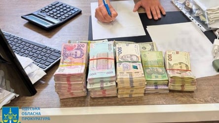 Наконвертували на мільярд гривень — на Одещині затримали фінансових ділків - 285x160