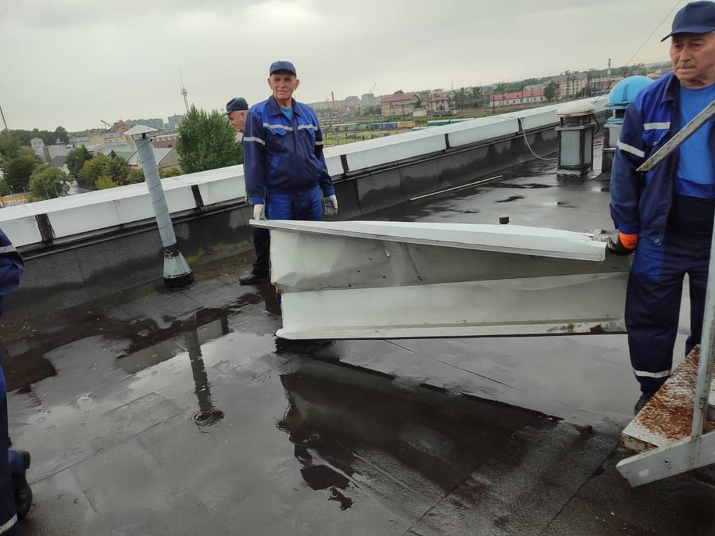 Злива та вітер у Львові 23 червня