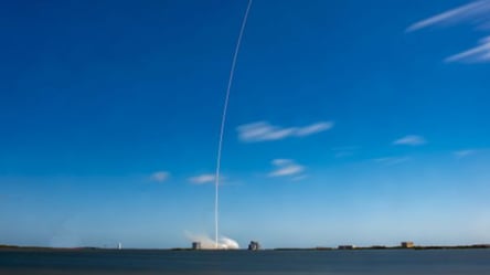 SpaceX запустила у космос нову партію інтернет-супутників Starlink: відео запуску - 285x160