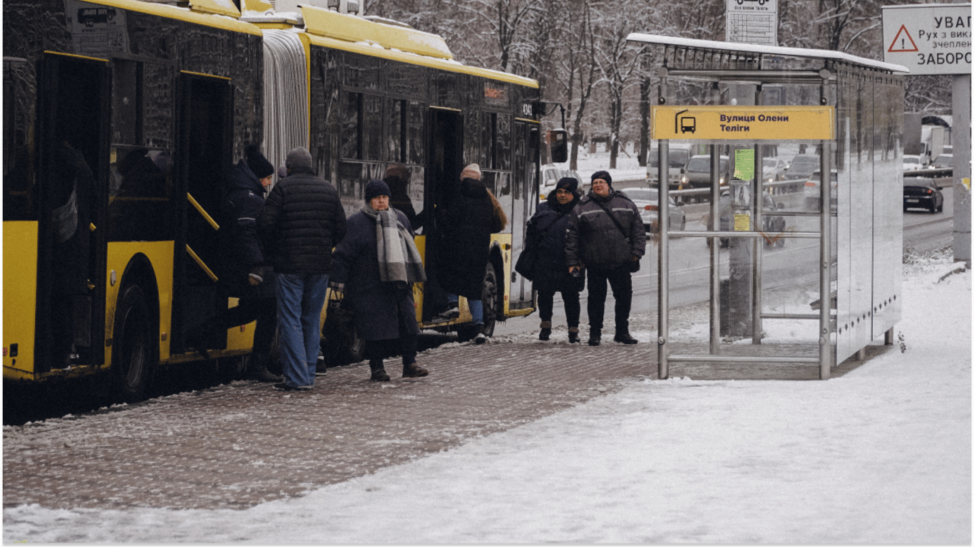 Во Львовском горсовете рассказали, работает ли в городе безналичная оплата в общественном транспорте