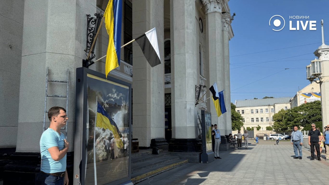 Полонені будуть повернені — в Одесі підняли Прапор Надії - фото 2