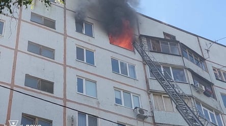 В Харькове горела квартира на девятом этаже жилого дома — спасены три человека - 285x160