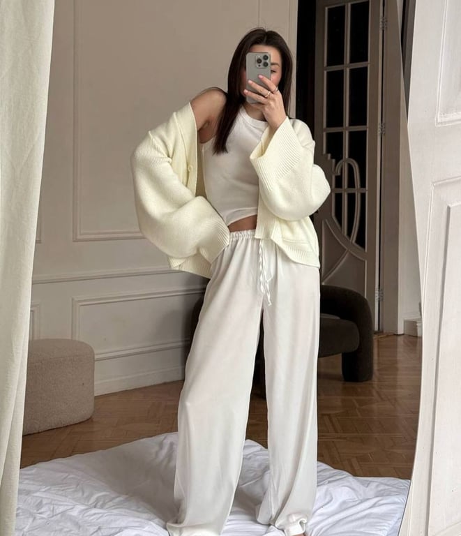 З цими штанами можна створити різні образи