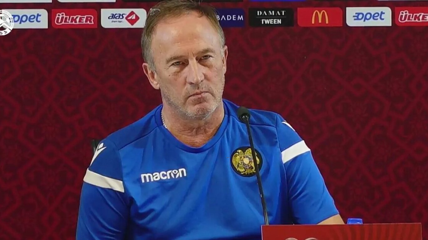 Олександра Петракова