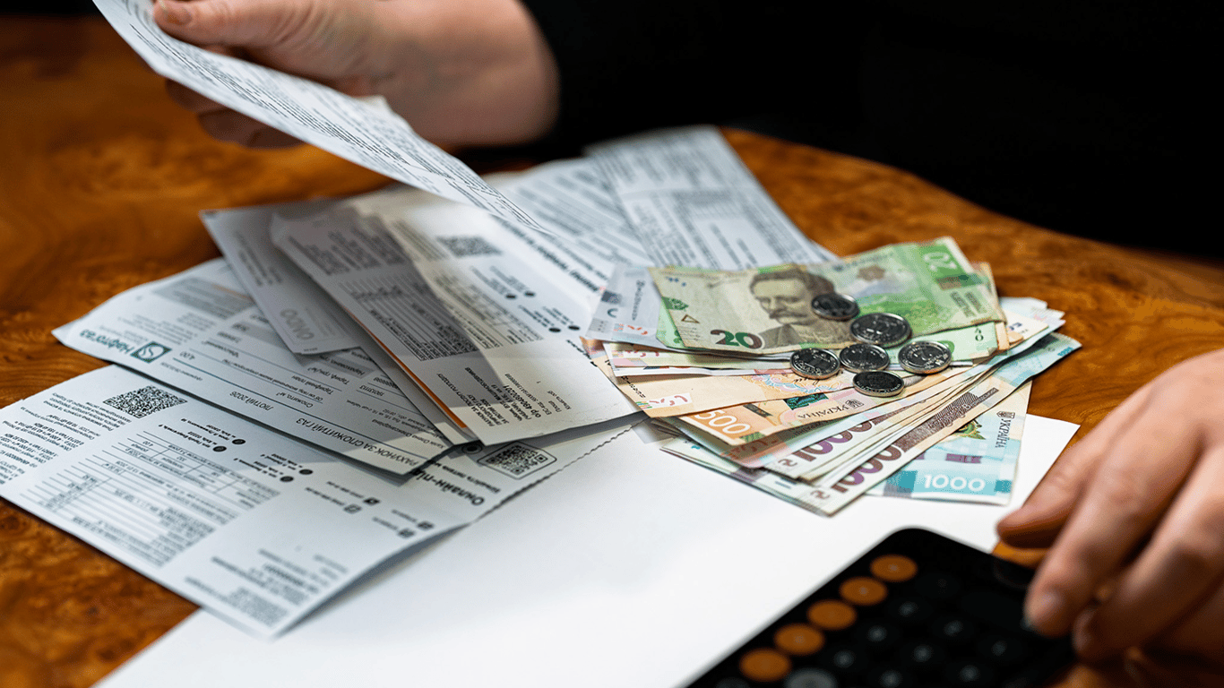 Комунальні тарифи в Україні зростуть: експерт пояснив, коли та на скільки