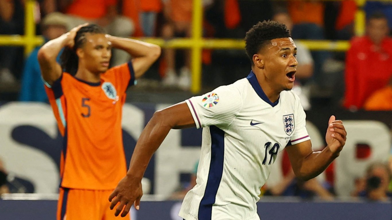 Олли Уоткинс