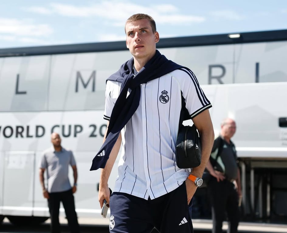 Андрей Лунин в Манчестер Юнайтед