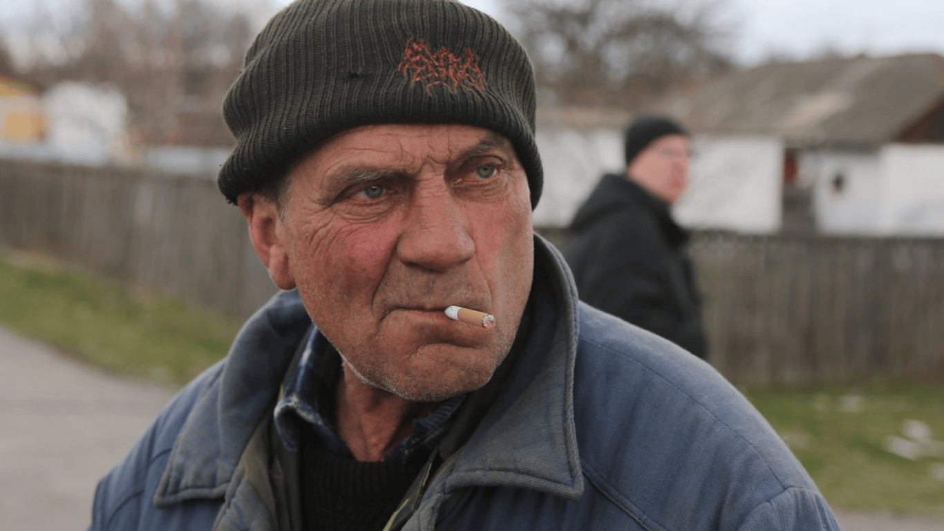 Третина жителів Одещини визнаються активними курцями — опитування