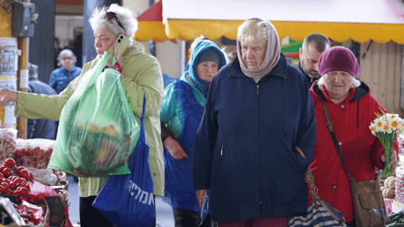 Сколько стоят паски на Привозе в Одессе накануне праздника - 285x160