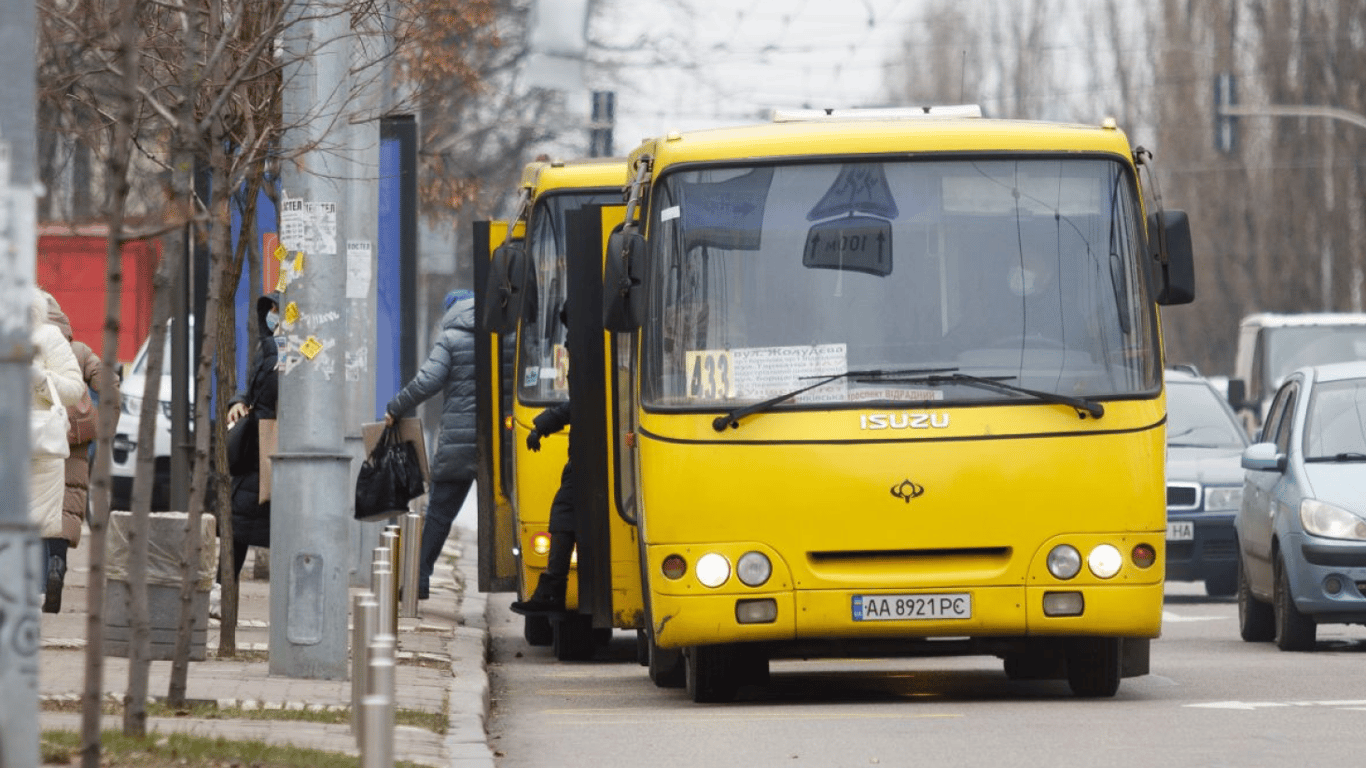 В Киеве усиленно проверяют перевозчиков — нарушений на 1,6 млн грн