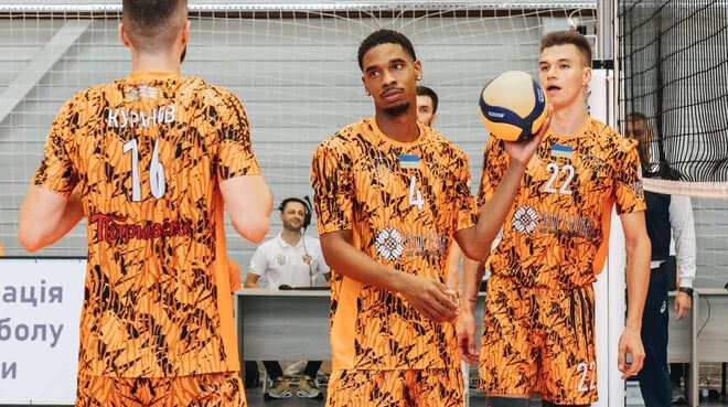 Гравці волейбольного клубу