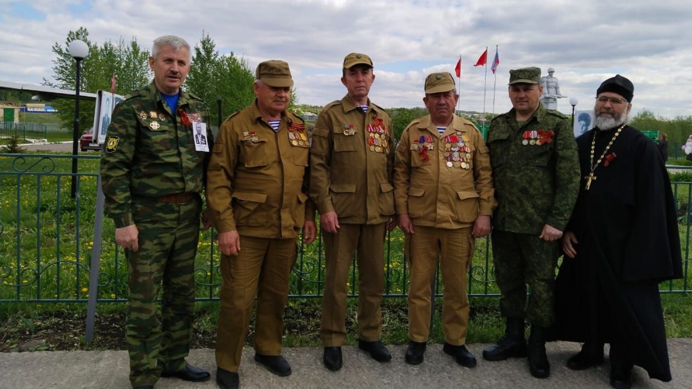 Росіяни у Криму змушують готуватися до війни "афганців"