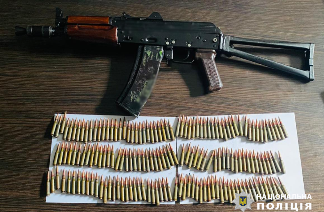 Автомат Калашнікова продали в Одесі за 48 тис. грн