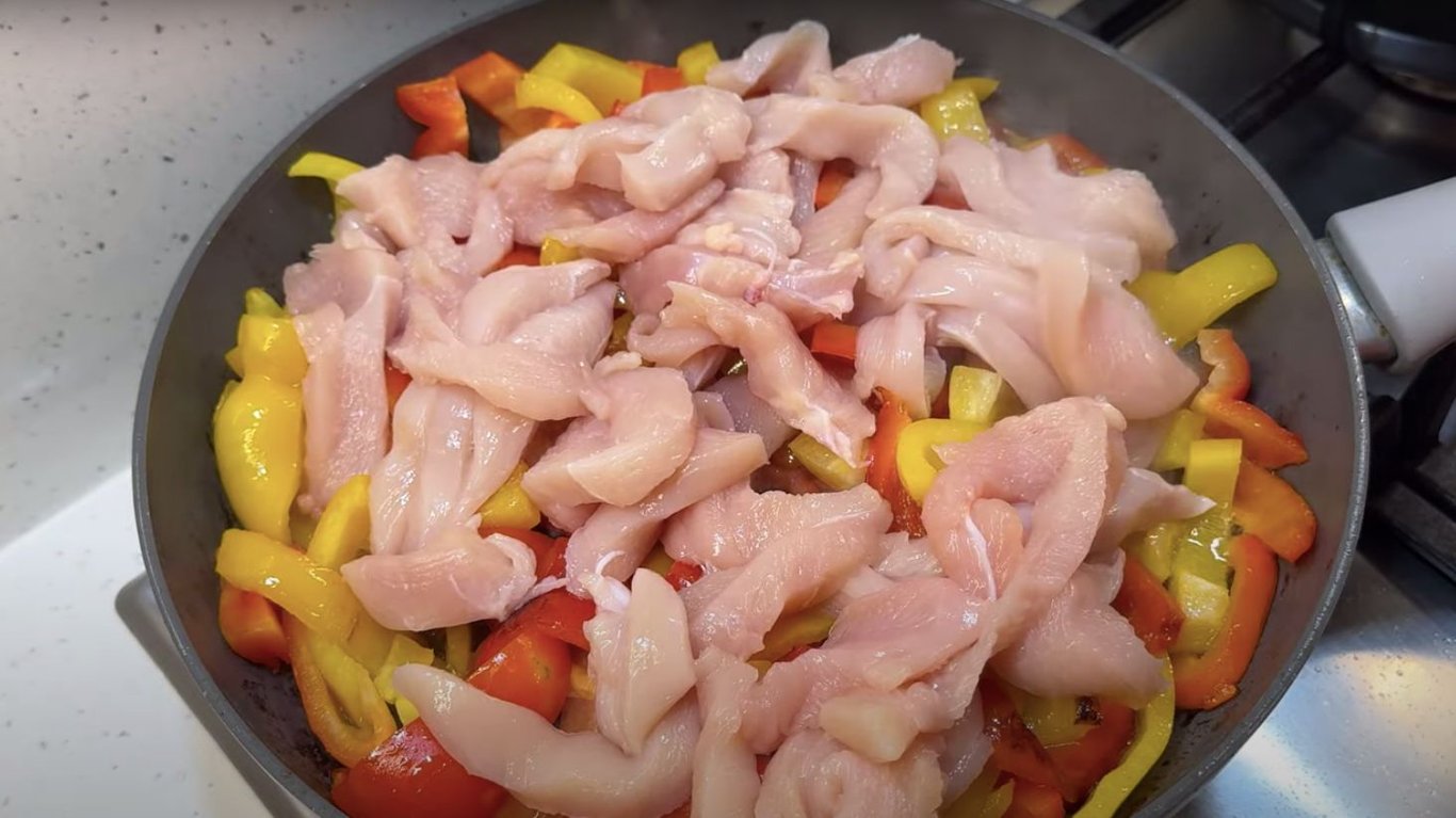 курица с болгарским перцем за 10 минут